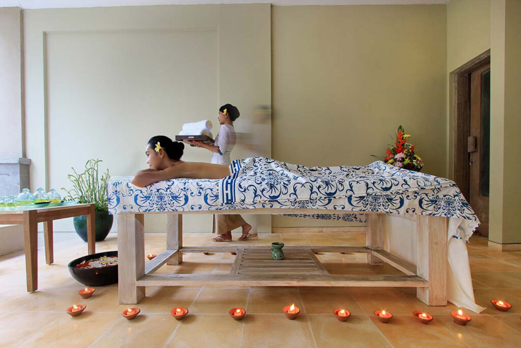 Hot Stone Massage at Dewi Gangga Spa